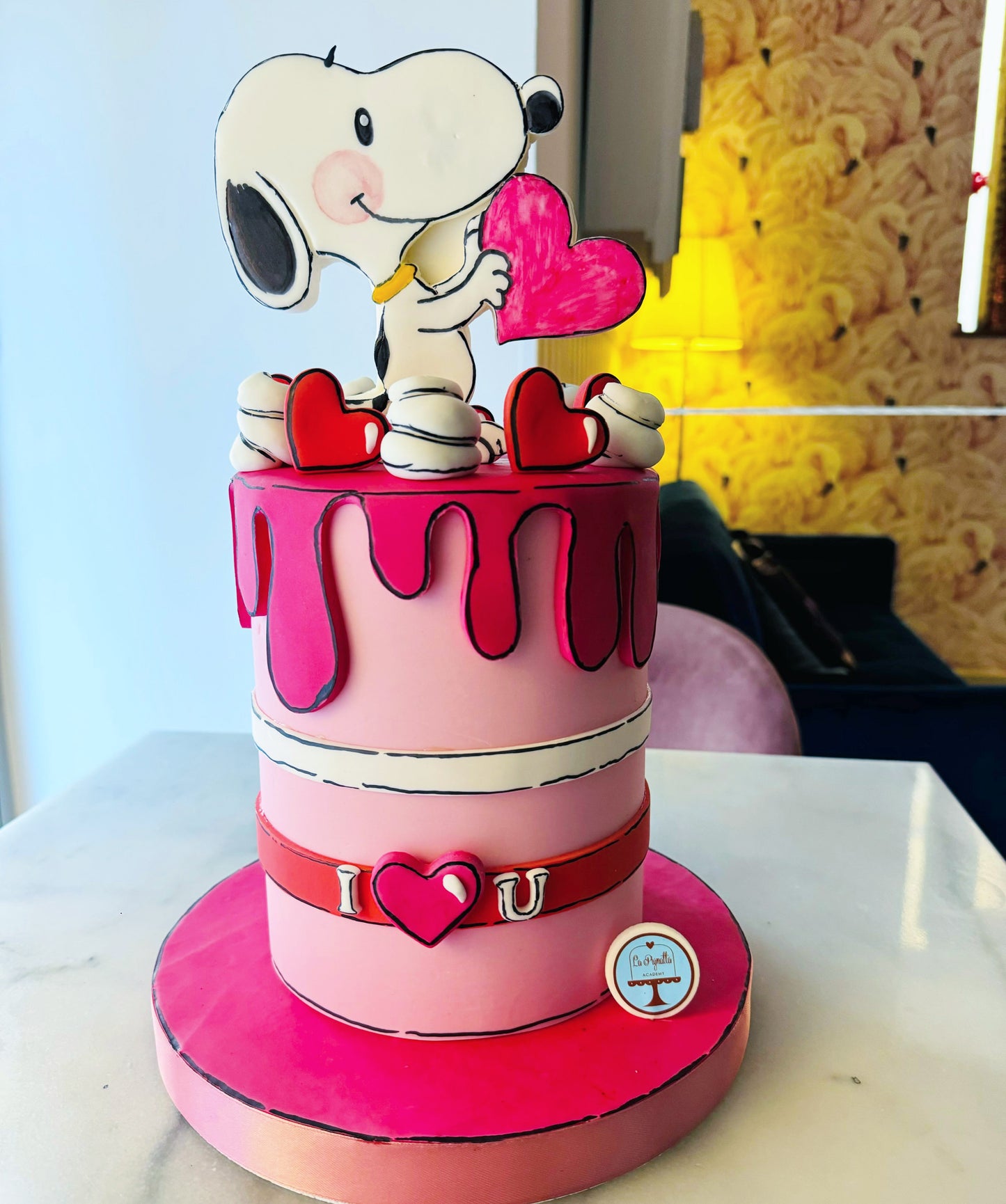 Snoopy Cake