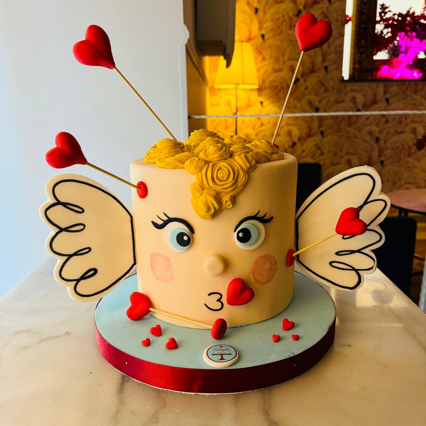 CUPIDO CAKE